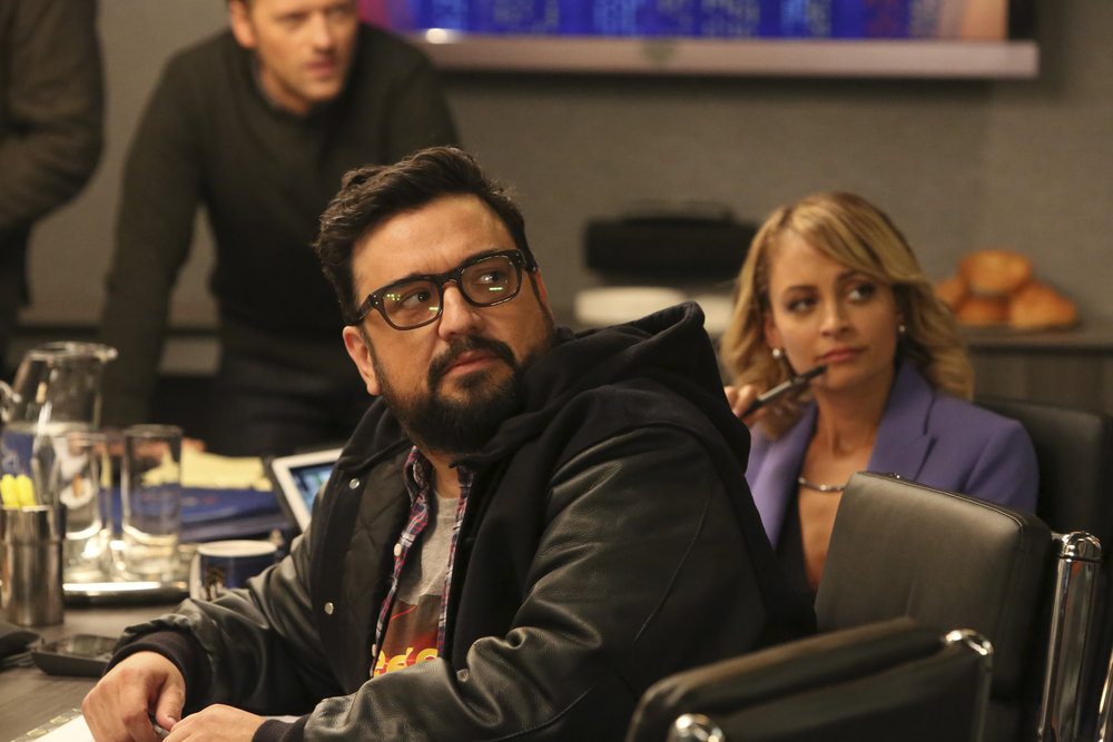 Фото - : 1000x667 / 106 Кб