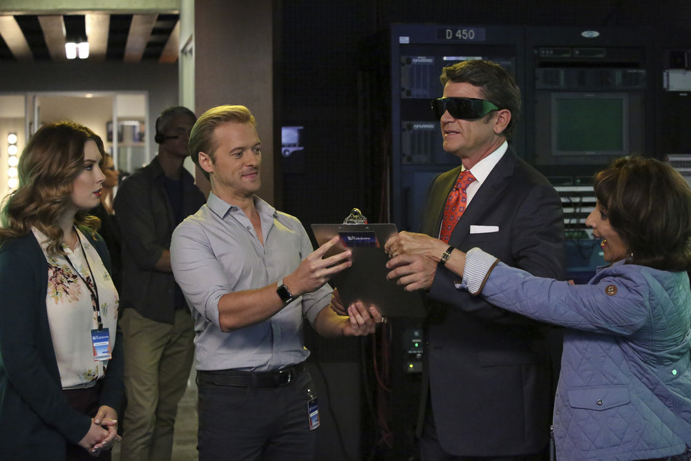 Фото - : 1000x667 / 113 Кб