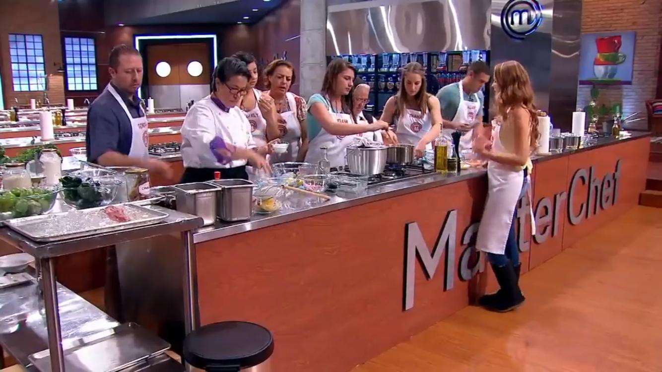 Фото - : 1334x750 / 126 Кб