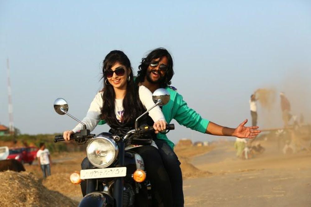 Фото - : 1000x666 / 57 Кб