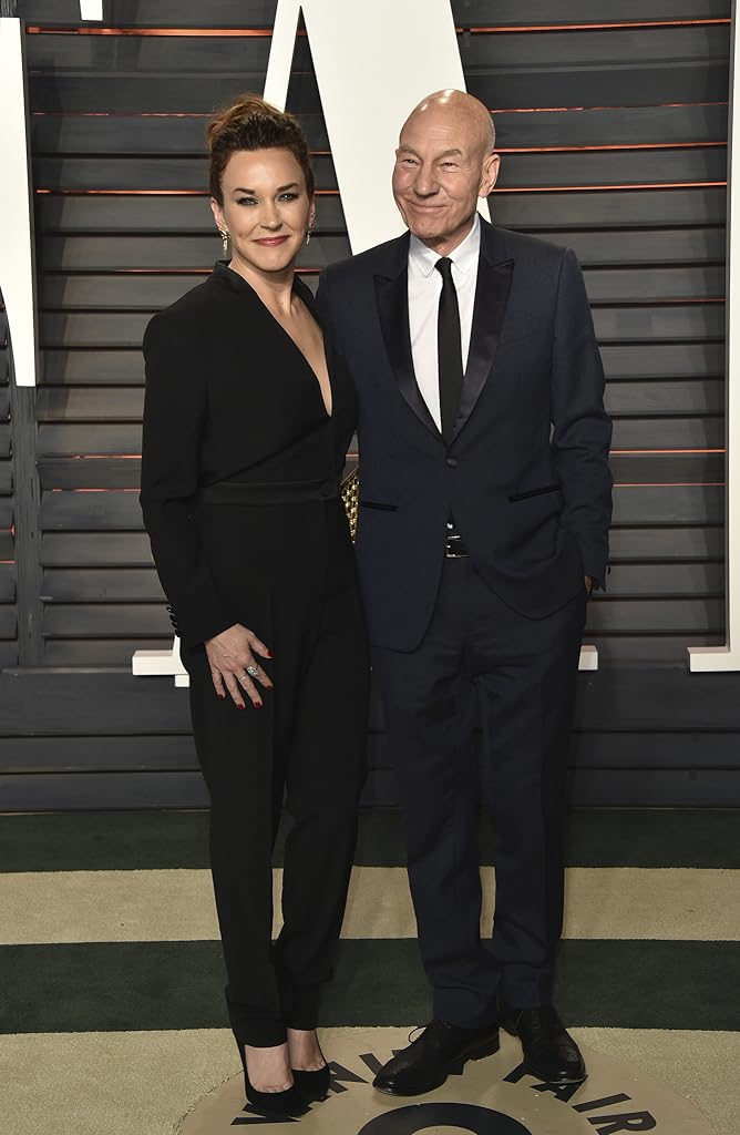 Фото - : 668x1024 / 60 Кб