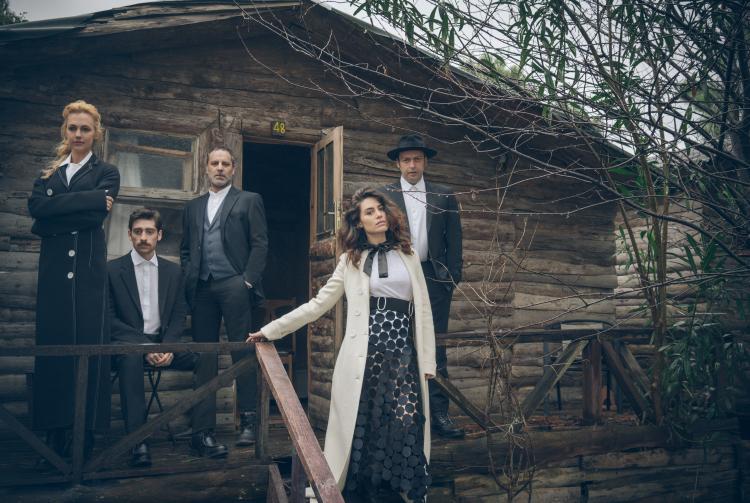 Фото - : 750x503 / 74 Кб