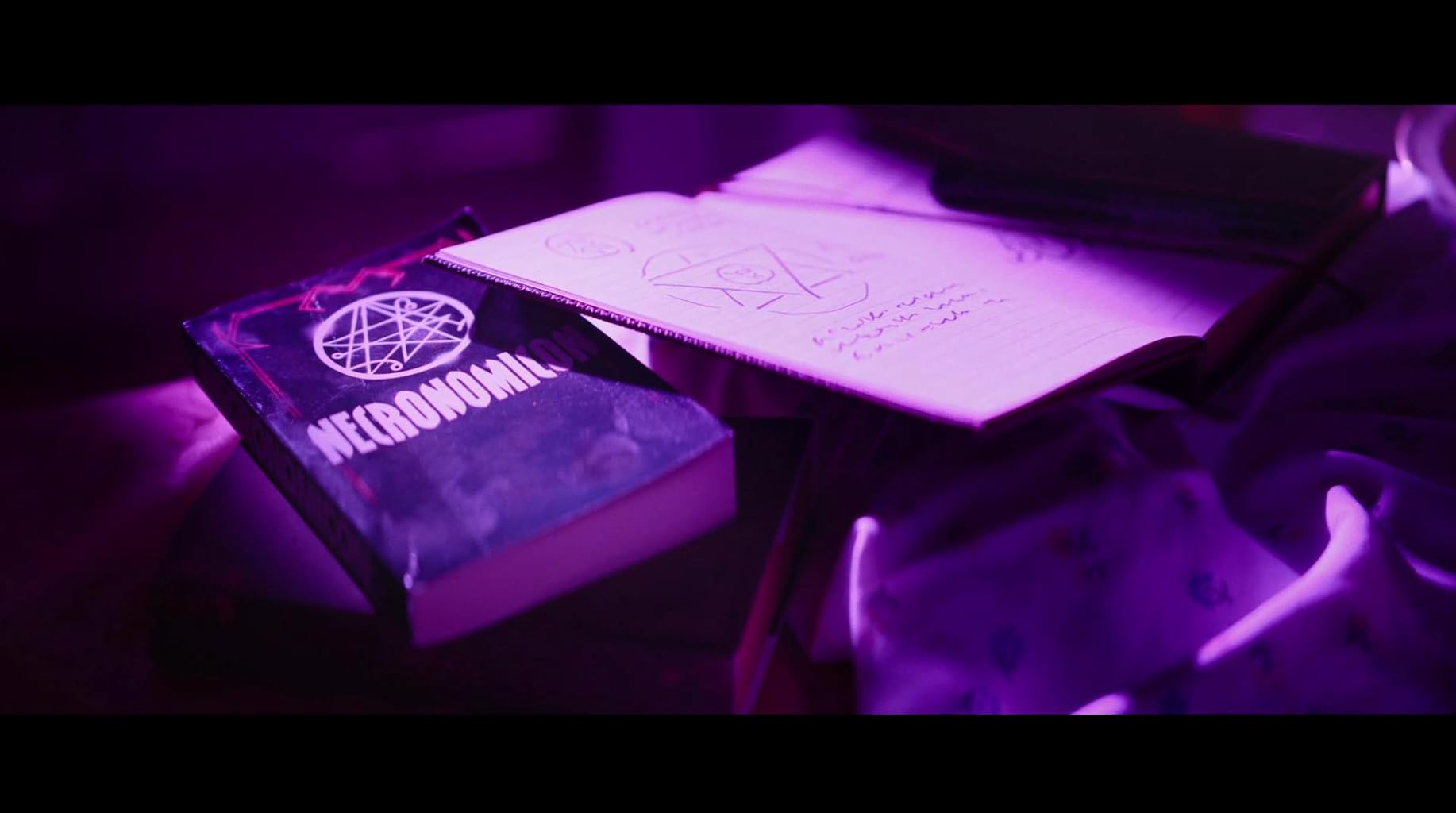 Фото - Цвет из иных миров: 1834x1024 / 73 Кб