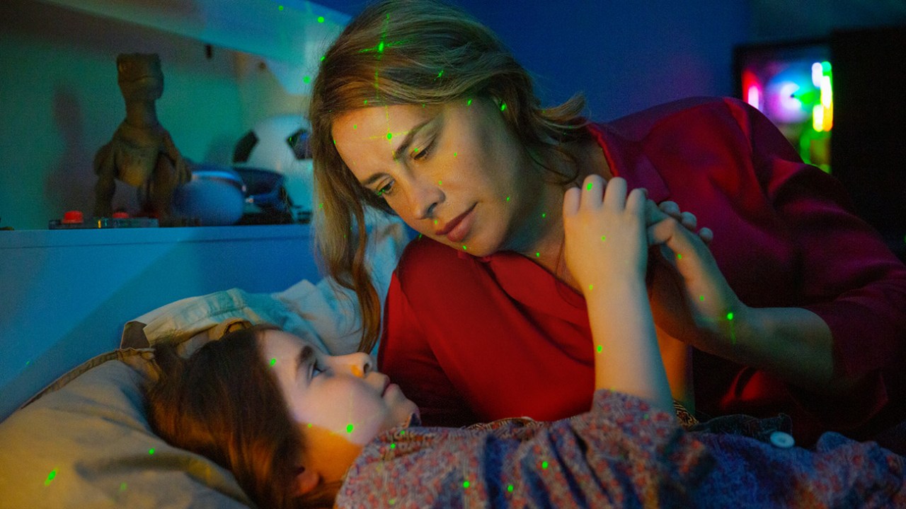 Фото - Эмилия Перес: 1280x720 / 157.03 Кб