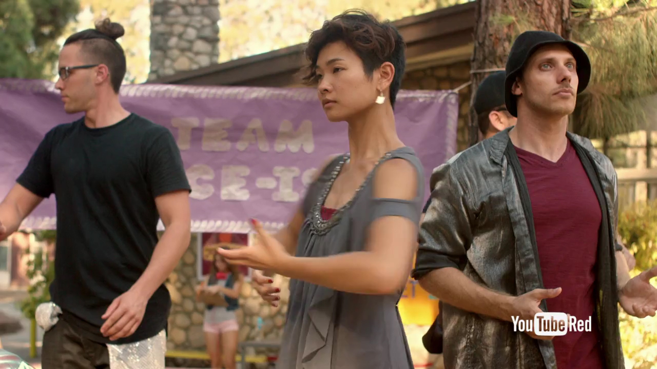 Фото - : 1280x720 / 522 Кб