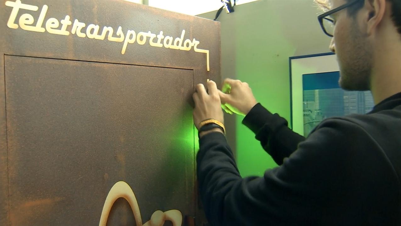 Фото - : 1275x718 / 76 Кб