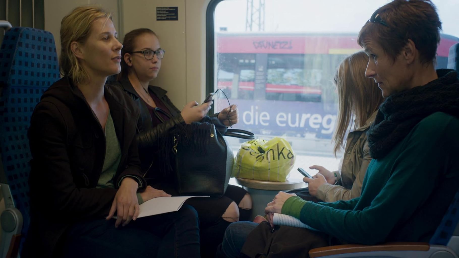 Фото - : 1820x1024 / 109 Кб