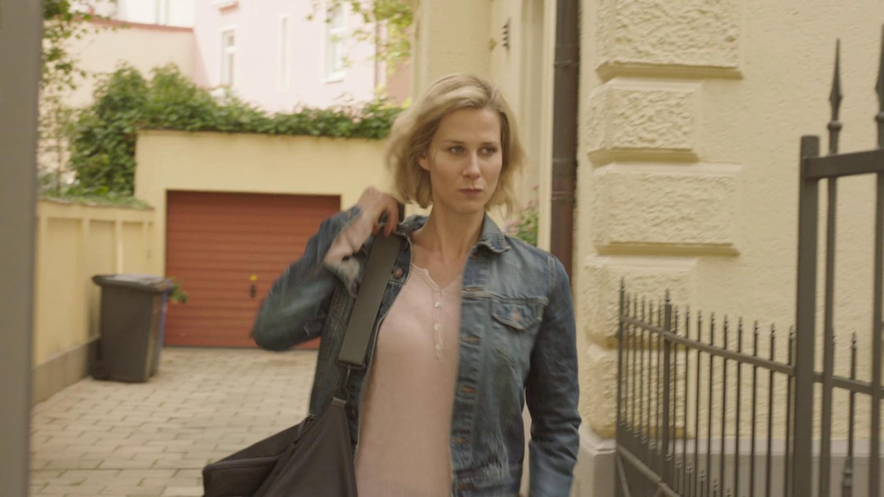 Фото - : 1820x1024 / 115 Кб