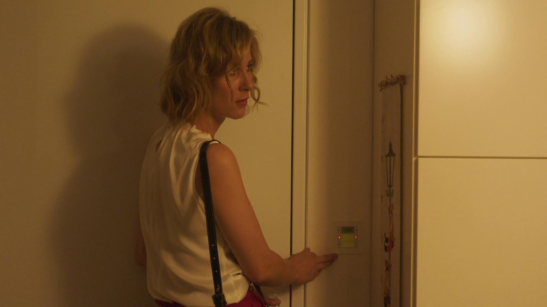 Фото - : 1820x1024 / 70 Кб