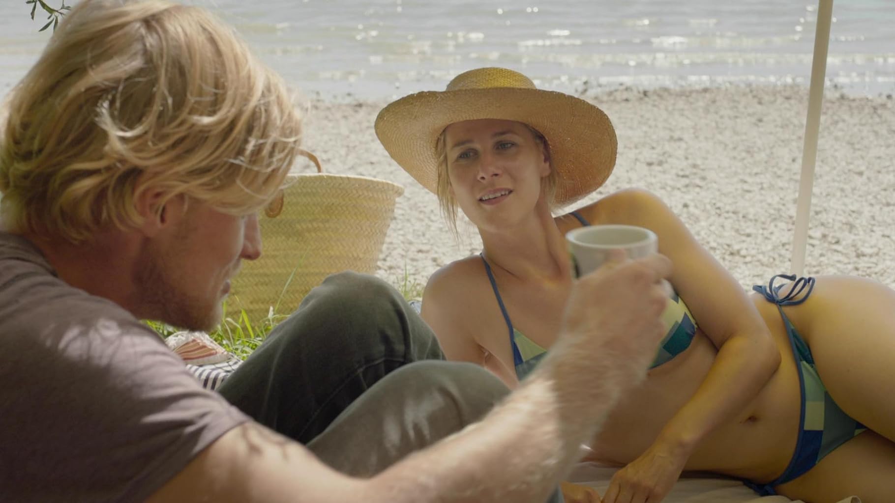 Фото - : 1820x1024 / 115 Кб