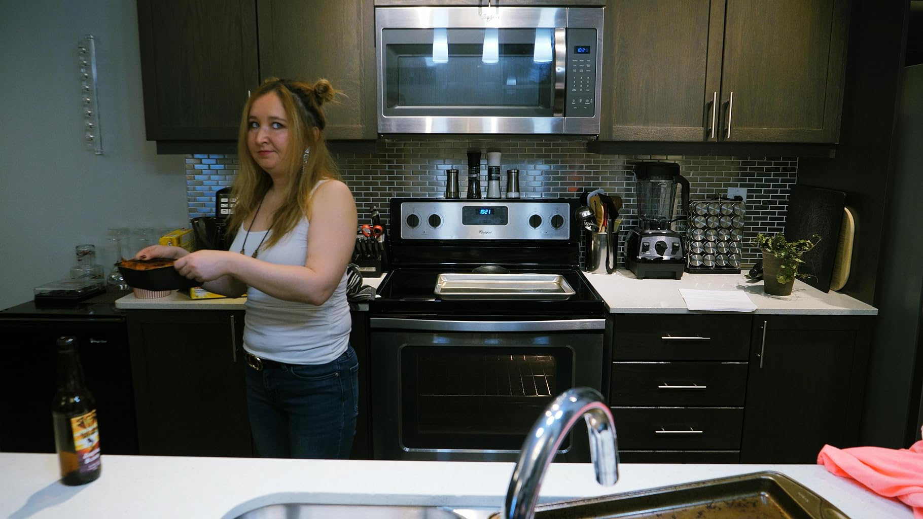 Фото - : 1820x1024 / 161 Кб