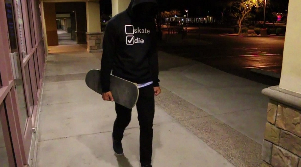 Фото - : 1215x676 / 431 Кб