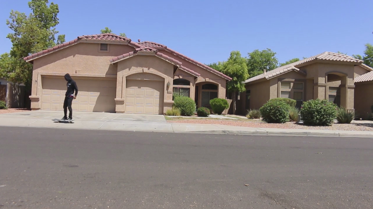 Фото - : 1274x716 / 480 Кб