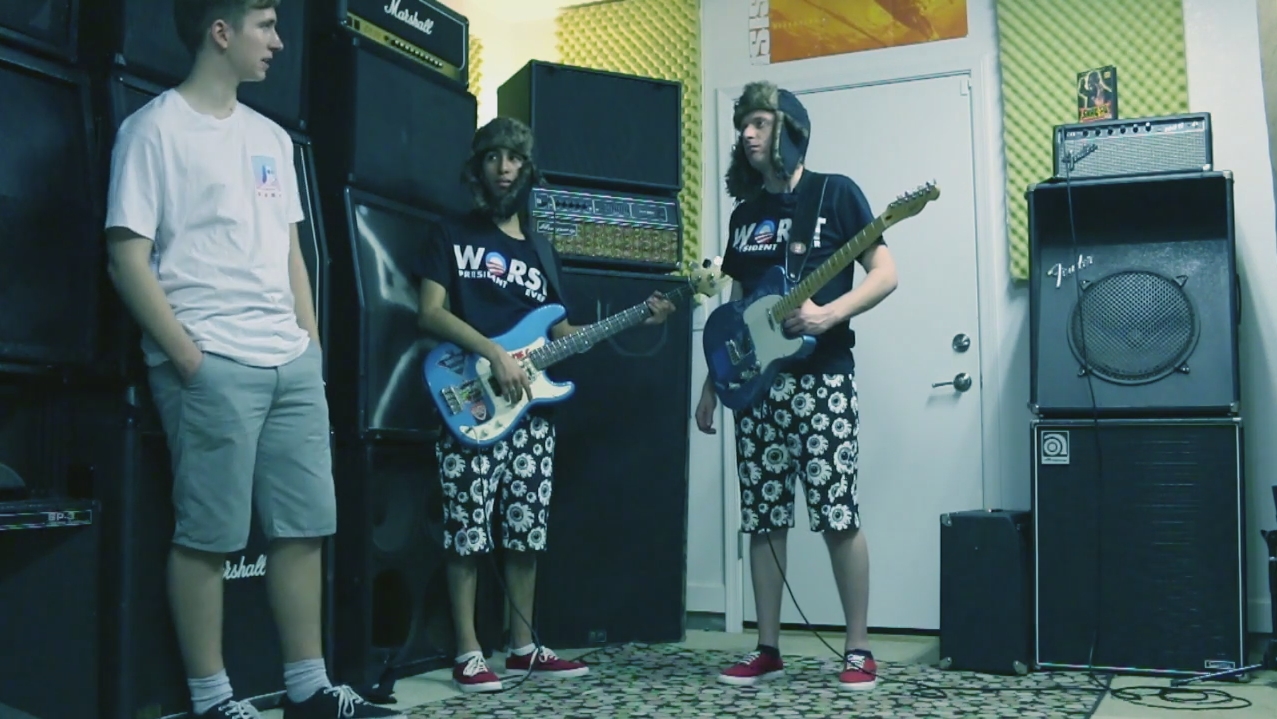 Фото - : 1277x719 / 473 Кб