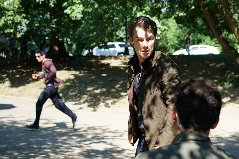 Фото - : 1000x667 / 313 Кб