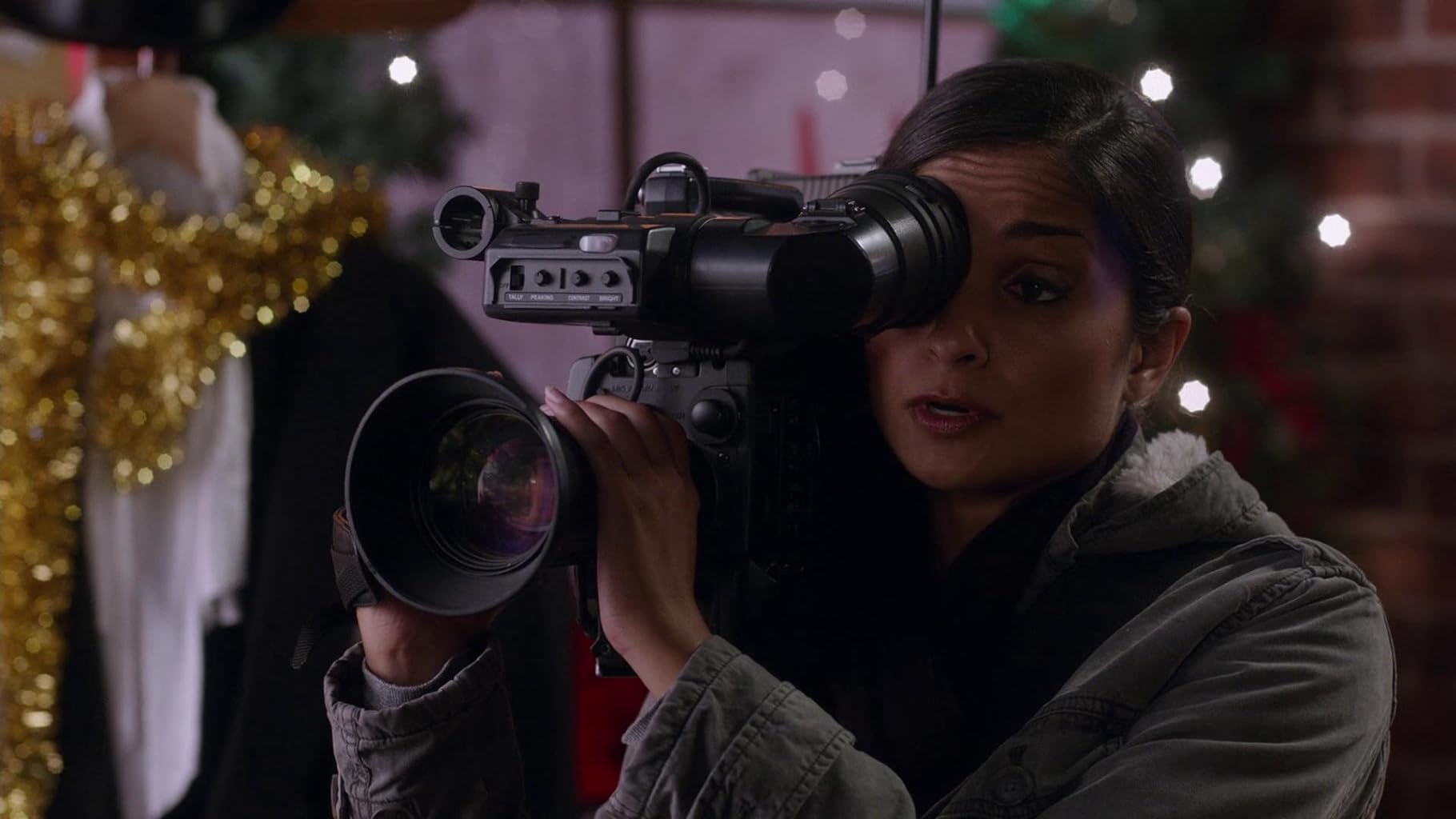 Фото - : 1820x1024 / 107 Кб