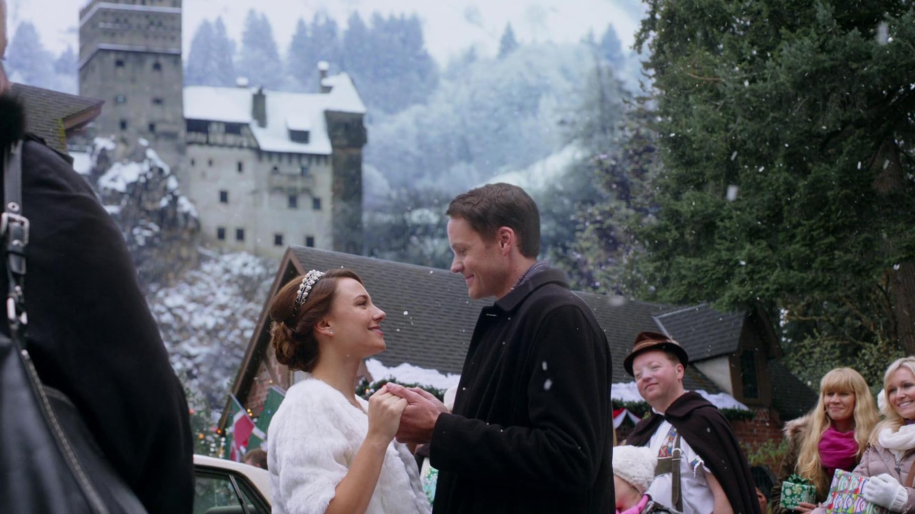 Фото - : 1820x1024 / 157 Кб