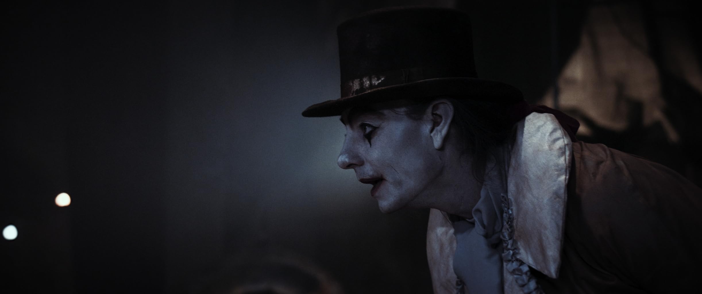 Фото - : 2444x1024 / 74 Кб