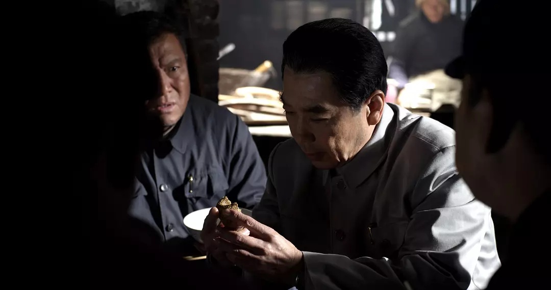 Фото - : 1080x569 / 94 Кб