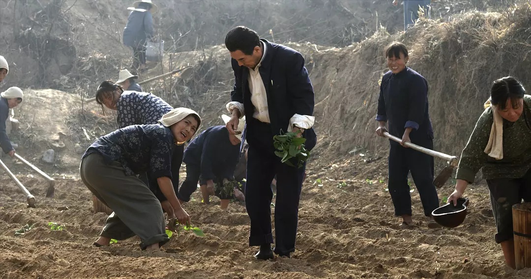 Фото - : 1080x569 / 275 Кб