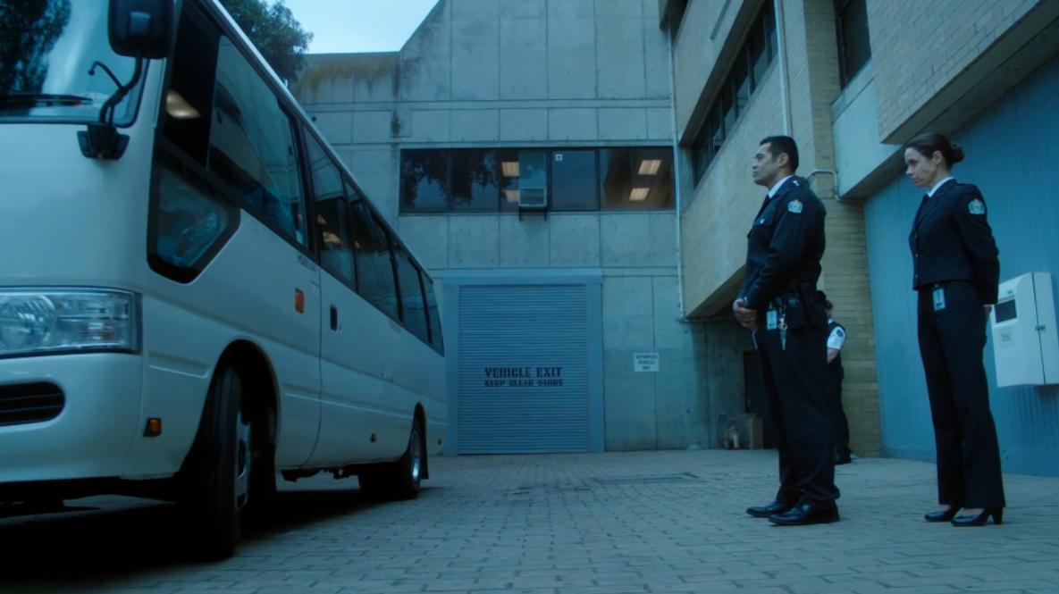 Фото - : 1185x665 / 69 Кб