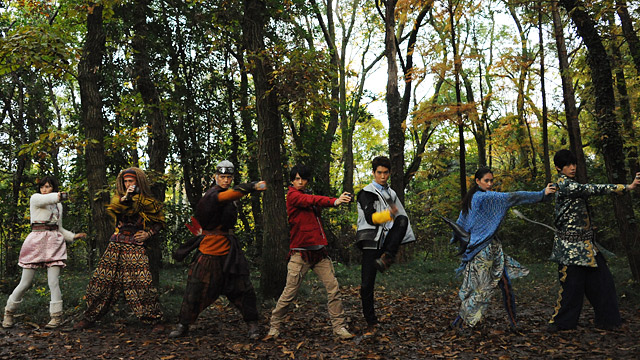 Фото - : 640x360 / 156 Кб