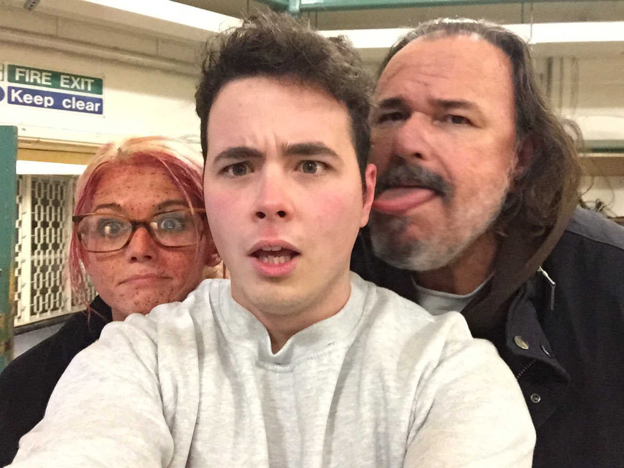 Фото - : 1280x960 / 169 Кб