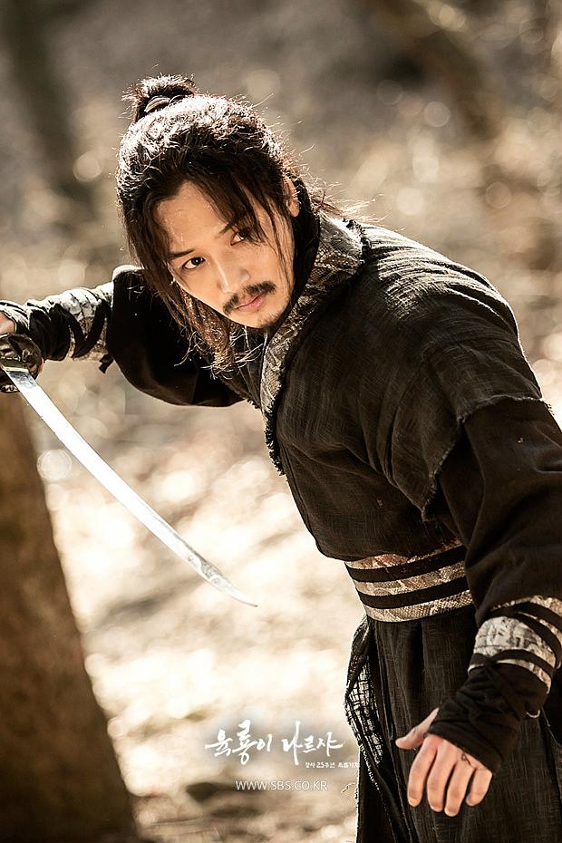 Фото - : 620x930 / 95 Кб