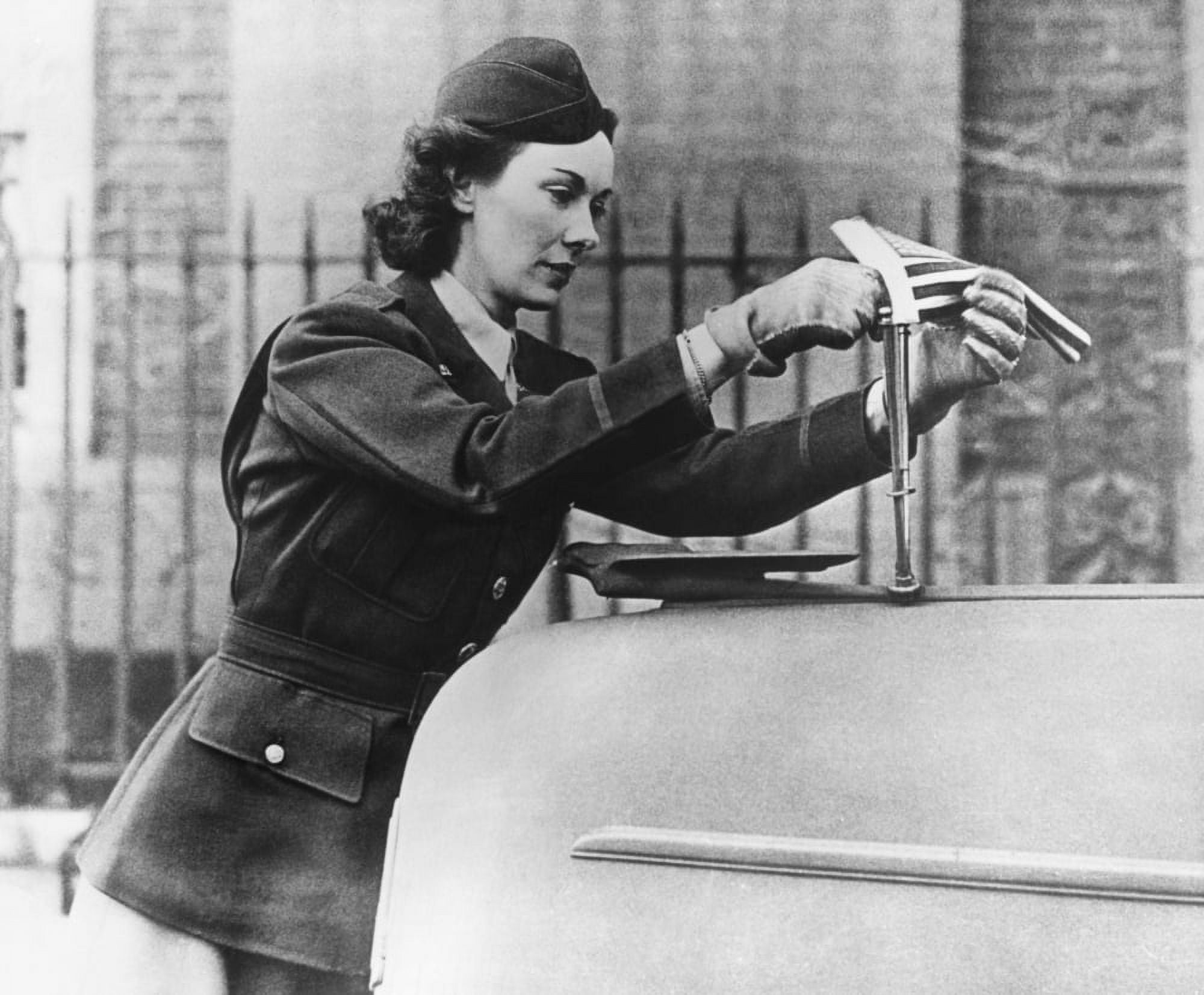 Фото - Pressure: 2000x1652 / 268.06 Кб