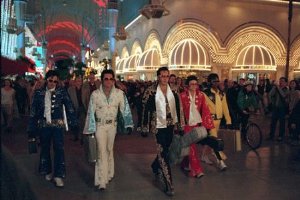 Фото - 3000 миль до Грэйслэнда: 300x200 / 19 Кб