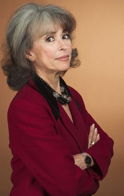 Фото - Приемные матери: 253x400 / 17 Кб