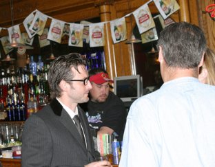 Фото - Не умирай в одиночку: 312x243 / 22 Кб