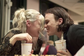 Фото - Кэнди: 323x215 / 17 Кб