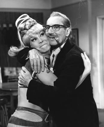 Фото - Я мечтаю о Джинни: 347x420 / 23 Кб