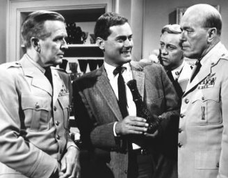 Фото - Я мечтаю о Джинни: 328x256 / 24 Кб