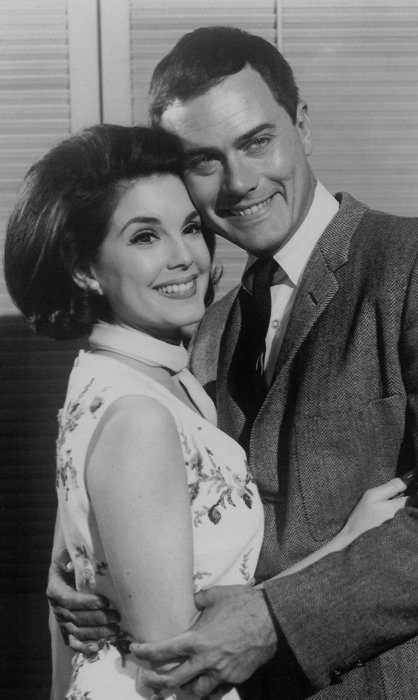 Фото - Я мечтаю о Джинни: 418x700 / 55 Кб