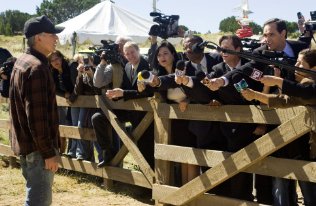 Фото - Фермер-астронавт: 316x206 / 24 Кб