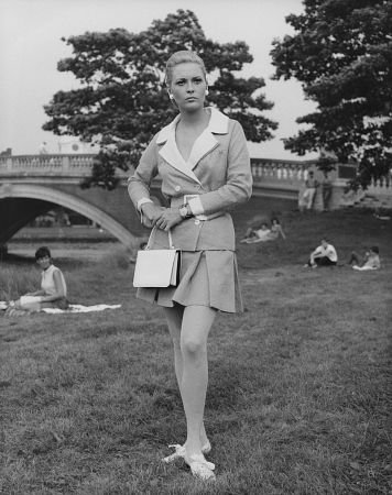 Фото - Афера Томаса Крауна: 356x450 / 42 Кб