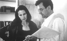 Фото - Конец насилия: 288x175 / 11 Кб