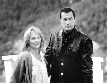 Фото - Огонь из преисподней: 369x287 / 21 Кб