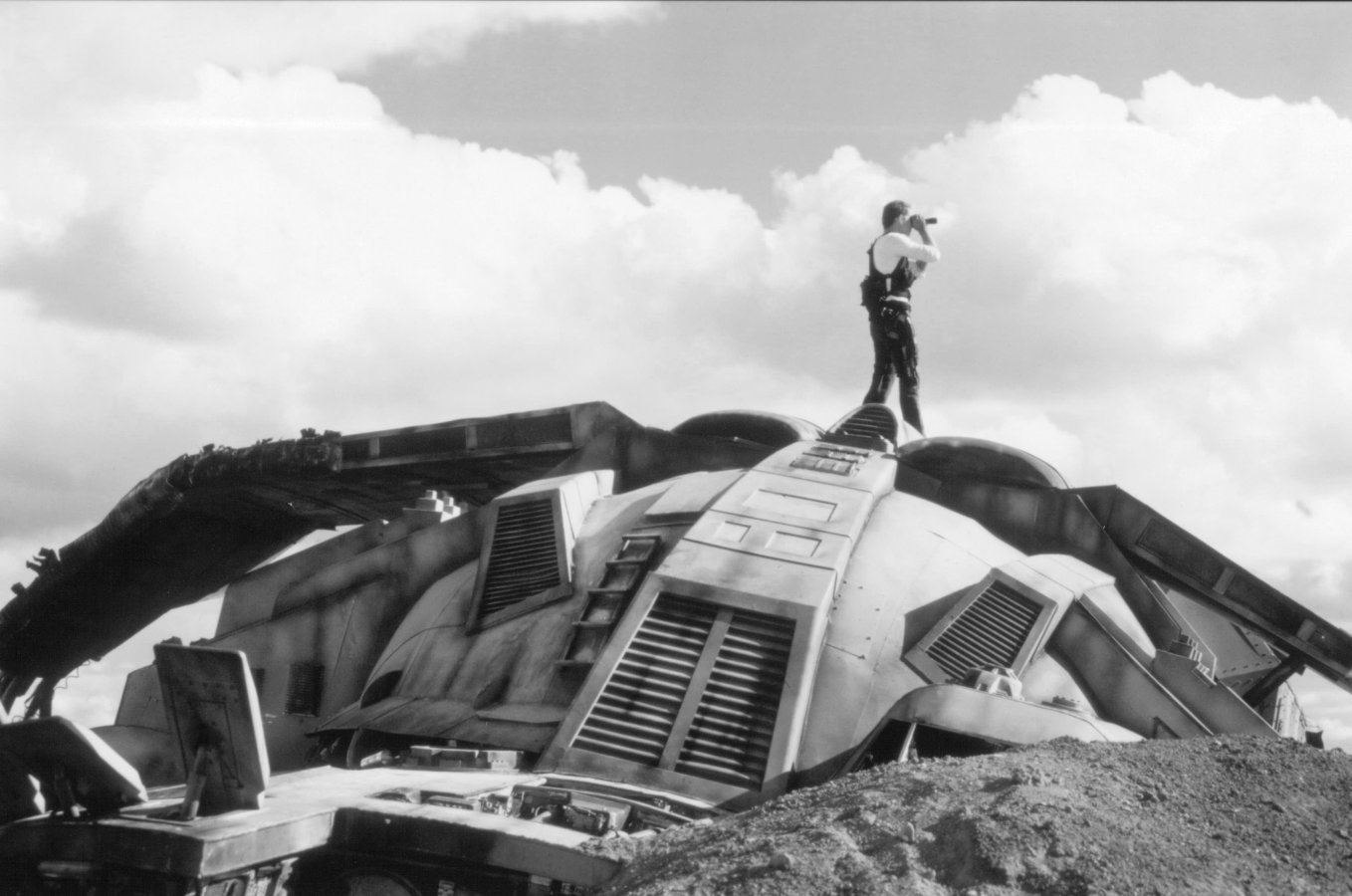 Фото - Черная дыра: 1358x900 / 142 Кб