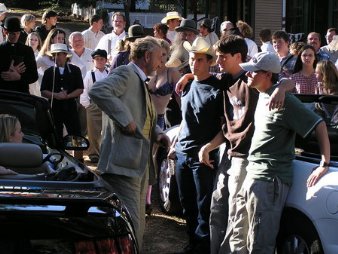 Фото - 2001 Маньяк: 338x254 / 31 Кб