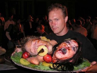 Фото - 2001 Маньяк: 338x254 / 21 Кб