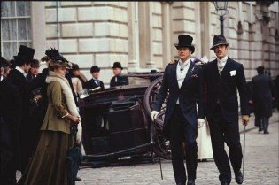 Фото - Как важно быть серьёзным: 315x209 / 20 Кб