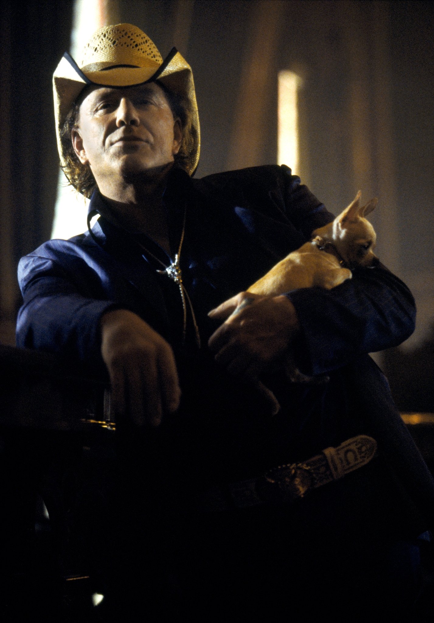 Фото - Однажды в Мексике: Отчаянный 2: 1427x2048 / 401 Кб