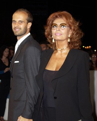 Фото - Только между нами: 319x400 / 20 Кб