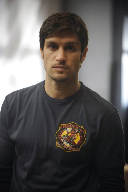 Фото - Спаси меня: 435x653 / 31 Кб