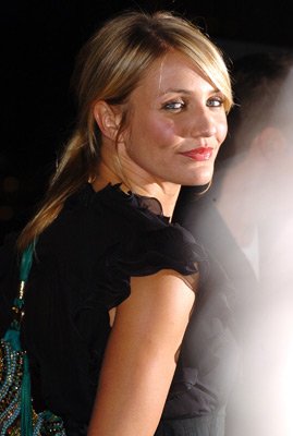 Фото - Подальше от тебя: 269x400 / 19 Кб