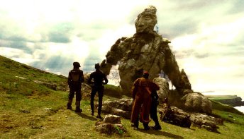 Фото - Хеллбой II: Золотая армия: 344x197 / 20 Кб