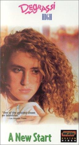 Фото - Подростки с улицы Деграсси: 258x475 / 28 Кб